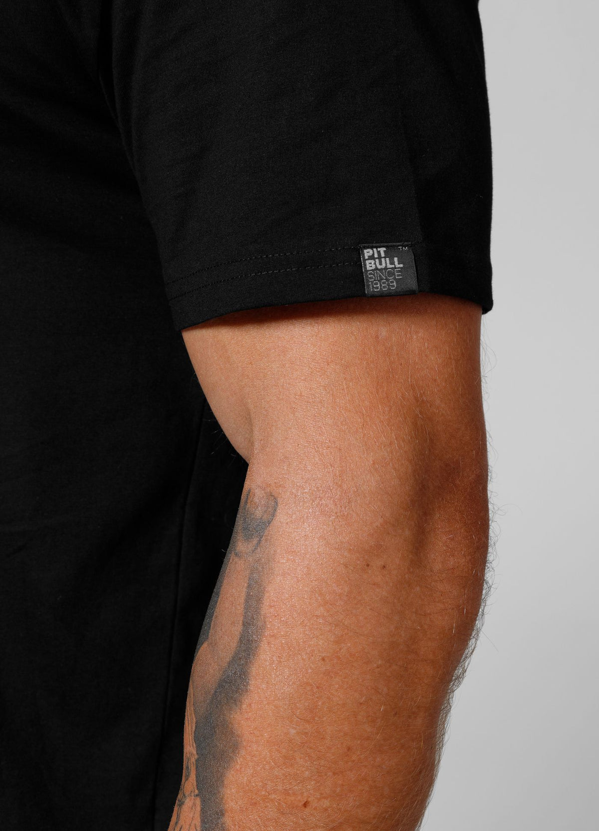 Men's T-Shirt SMALL LOGO - Black